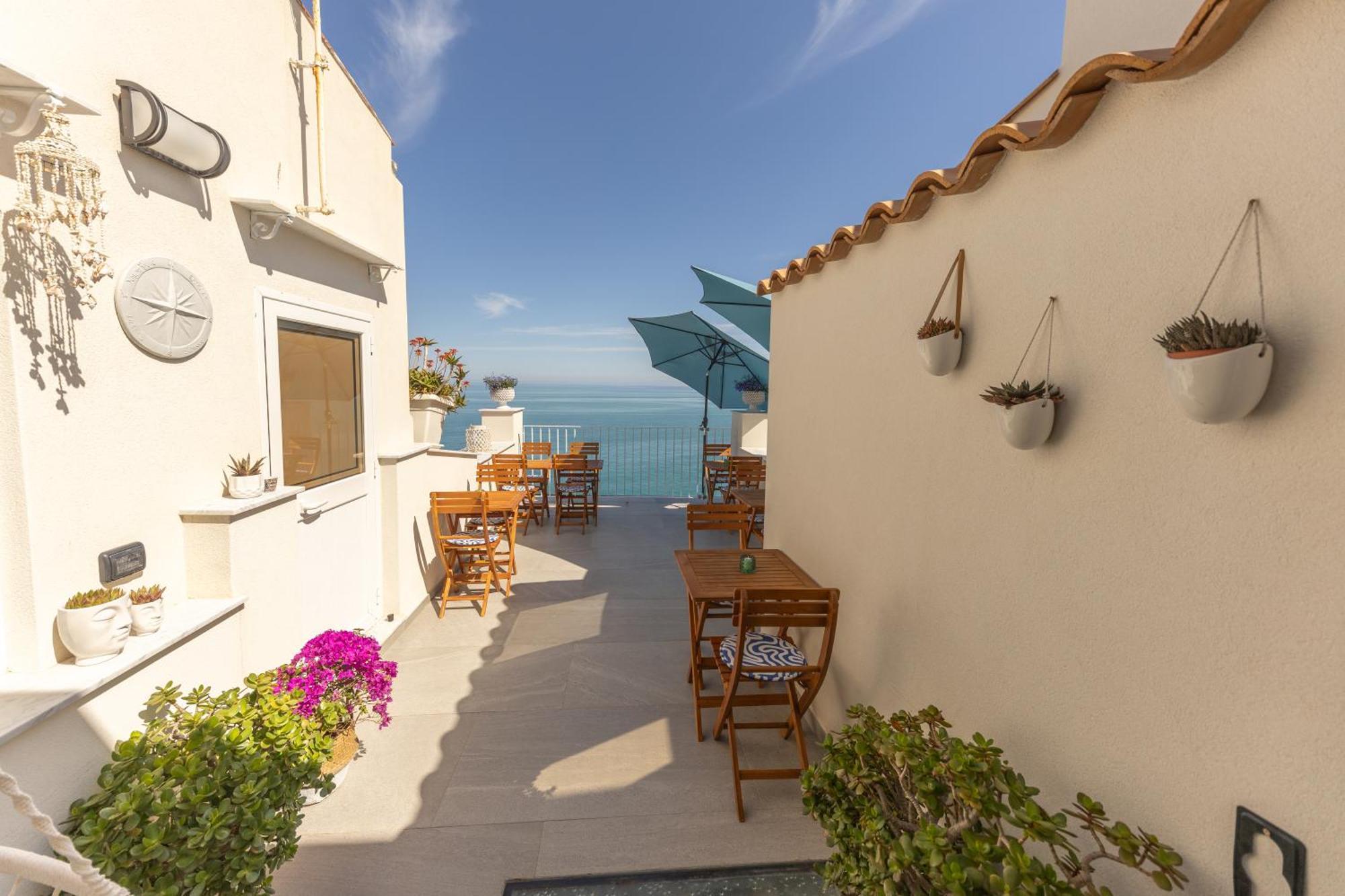 Casanova Rooms And Apartment To Rent Cefalù Exteriér fotografie