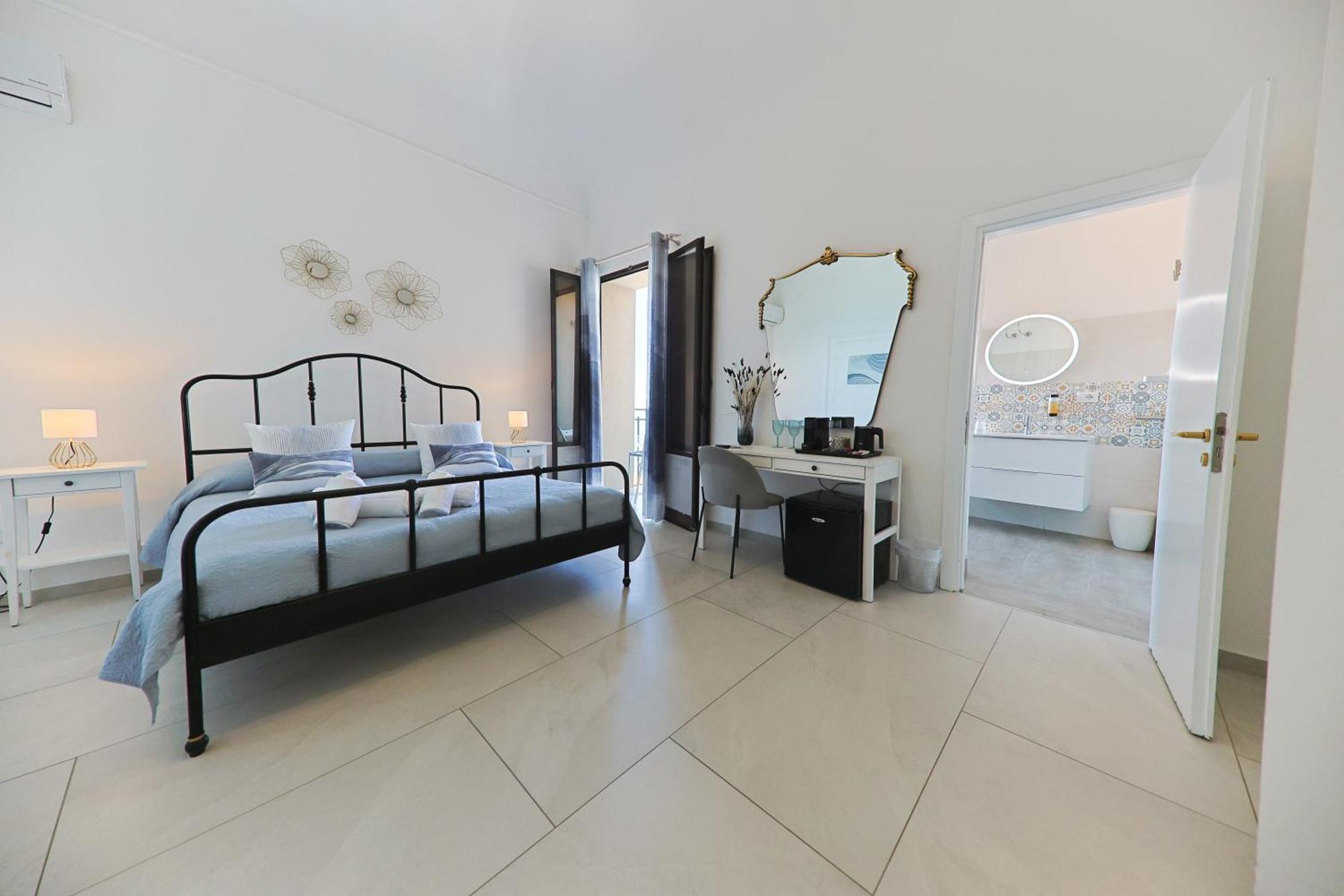 Casanova Rooms And Apartment To Rent Cefalù Exteriér fotografie