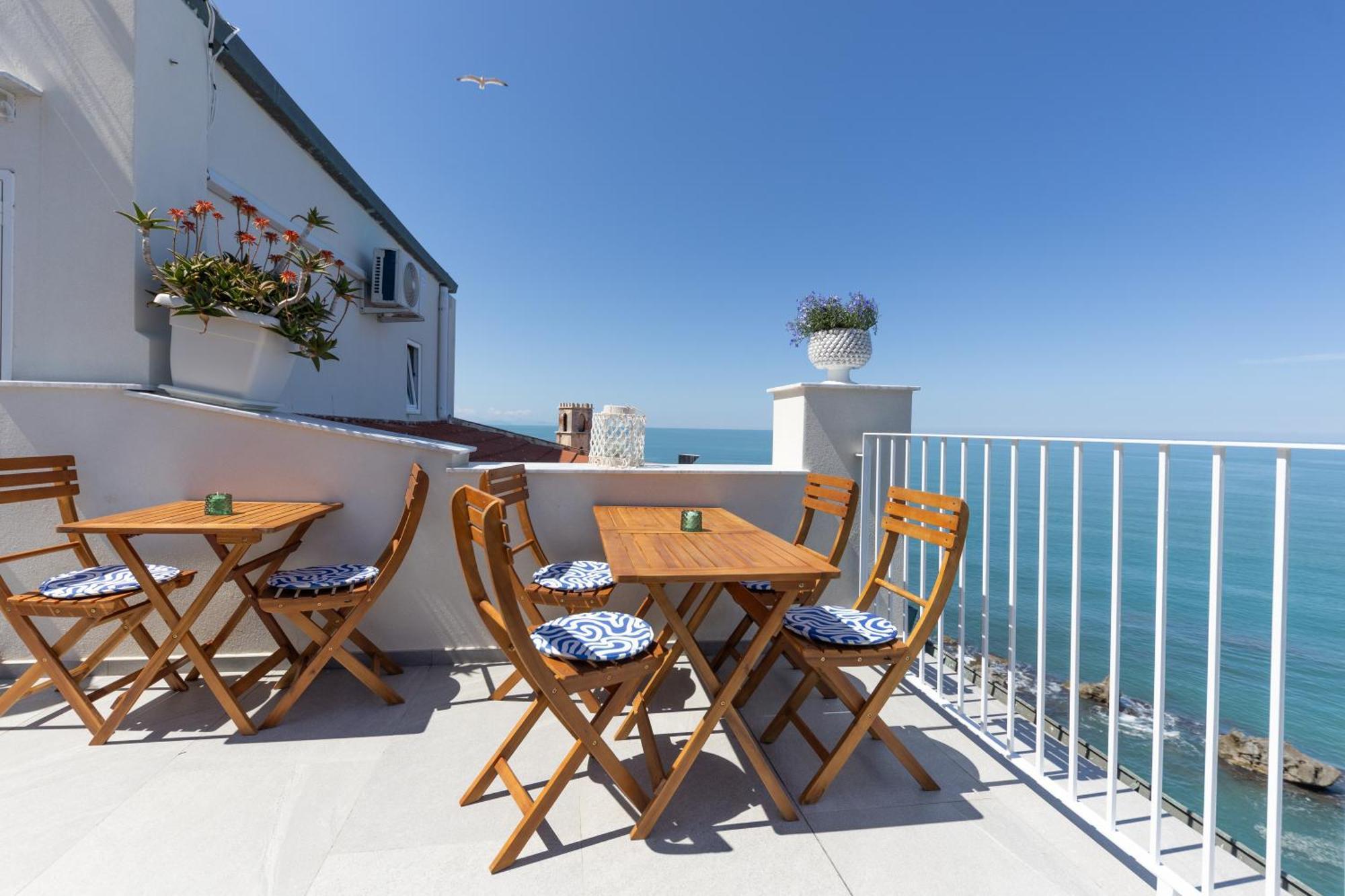 Casanova Rooms And Apartment To Rent Cefalù Exteriér fotografie