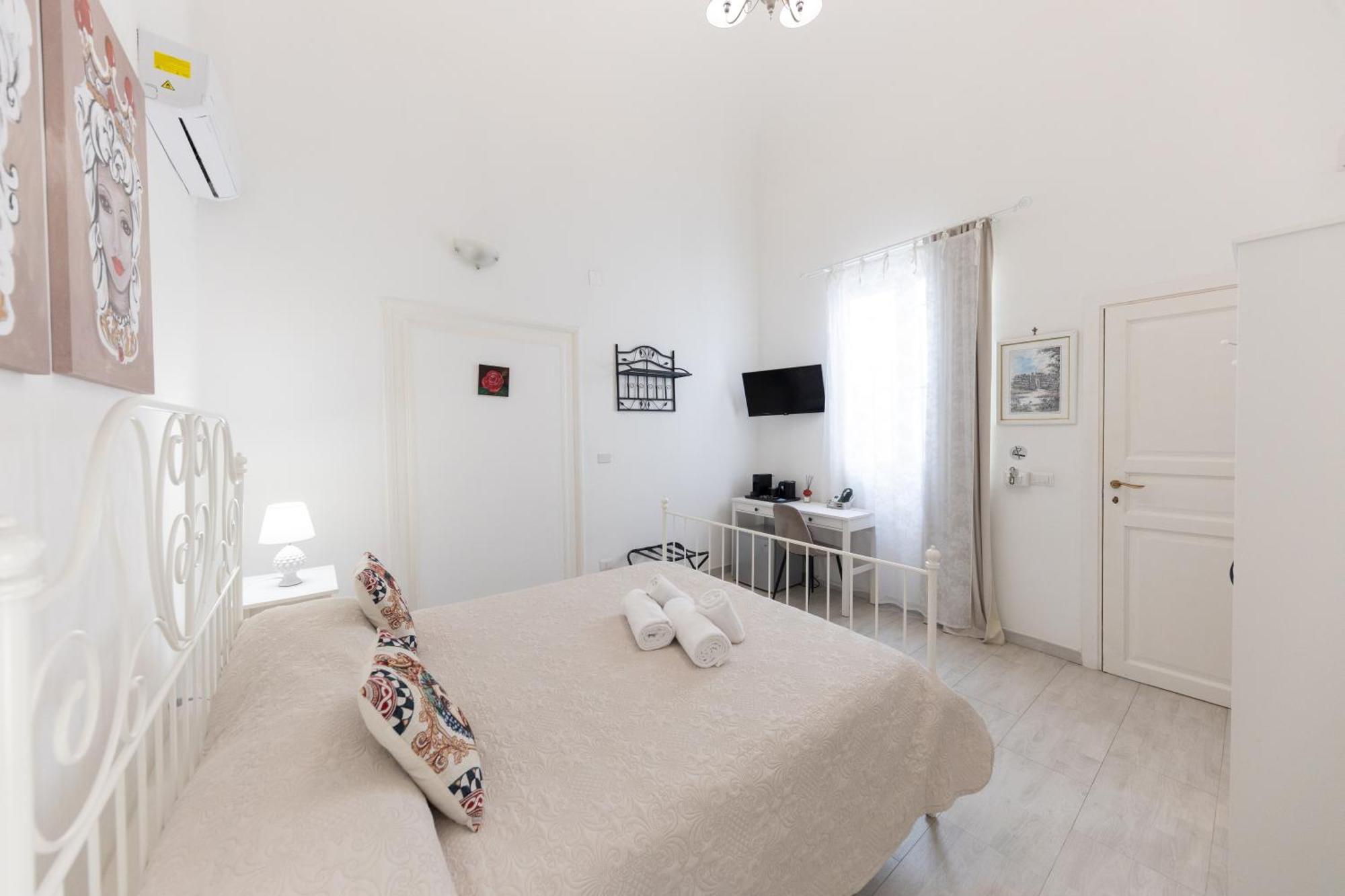 Casanova Rooms And Apartment To Rent Cefalù Exteriér fotografie